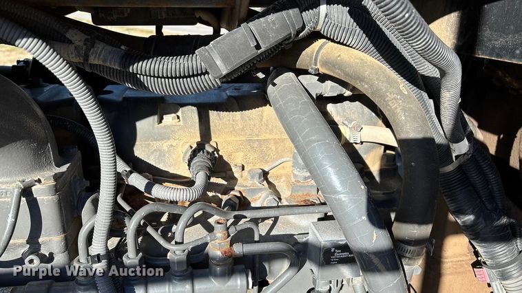 image for item ED2446 2012 RoGator RG1100 spreader