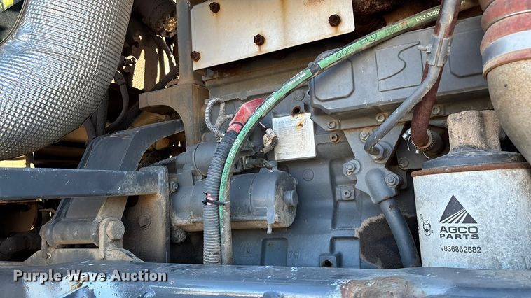 image for item ED2446 2012 RoGator RG1100 spreader