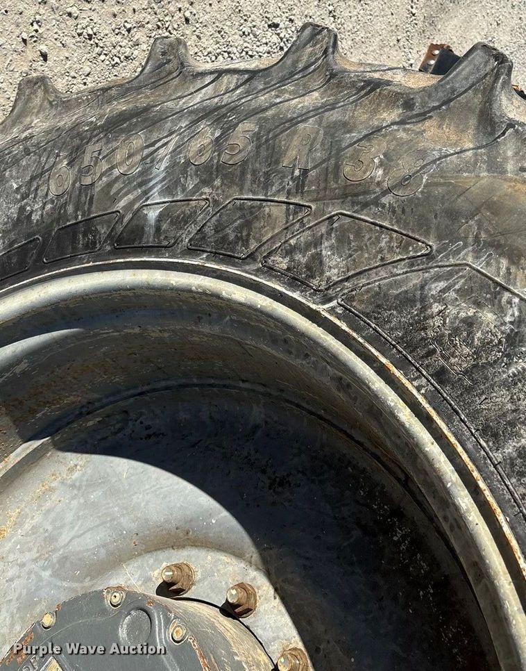 image for item ED2446 2012 RoGator RG1100 spreader