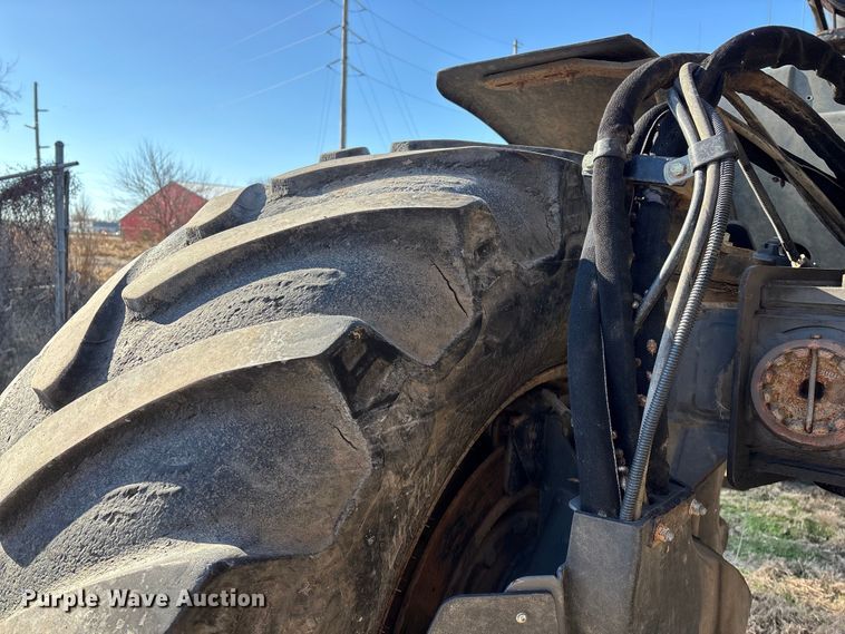 image for item ED2446 2012 RoGator RG1100 spreader