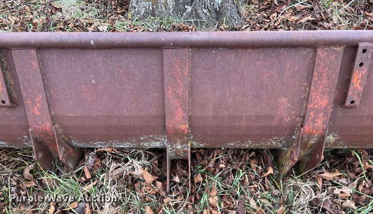 image for item ED2456 Case 830 Comfort King tractor