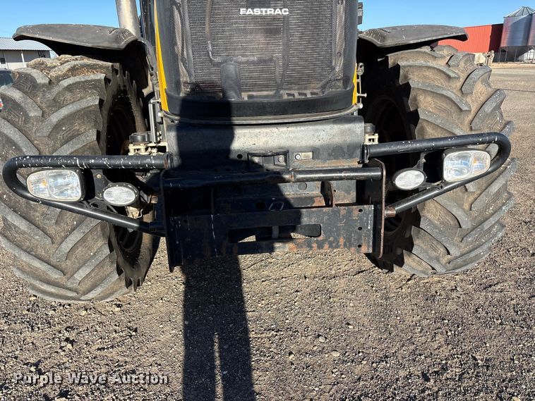 image for item EF6262 2014 JCB Fastrac 8310 MFWD tractor