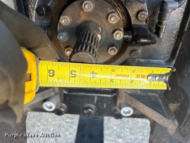 image for item EF6262 2014 JCB Fastrac 8310 MFWD tractor