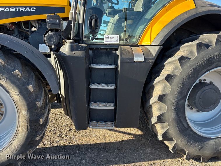 image for item EF6262 2014 JCB Fastrac 8310 MFWD tractor