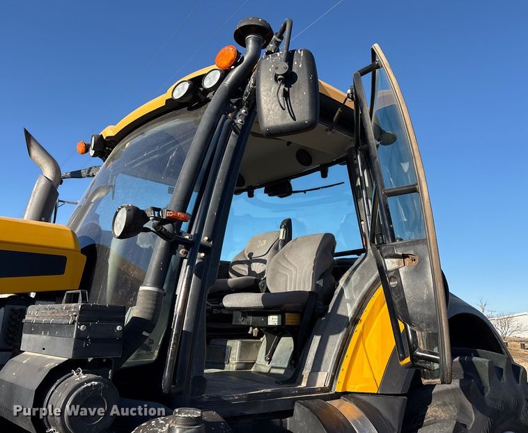 image for item EF6262 2014 JCB Fastrac 8310 MFWD tractor