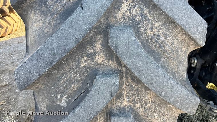 image for item EF6262 2014 JCB Fastrac 8310 MFWD tractor