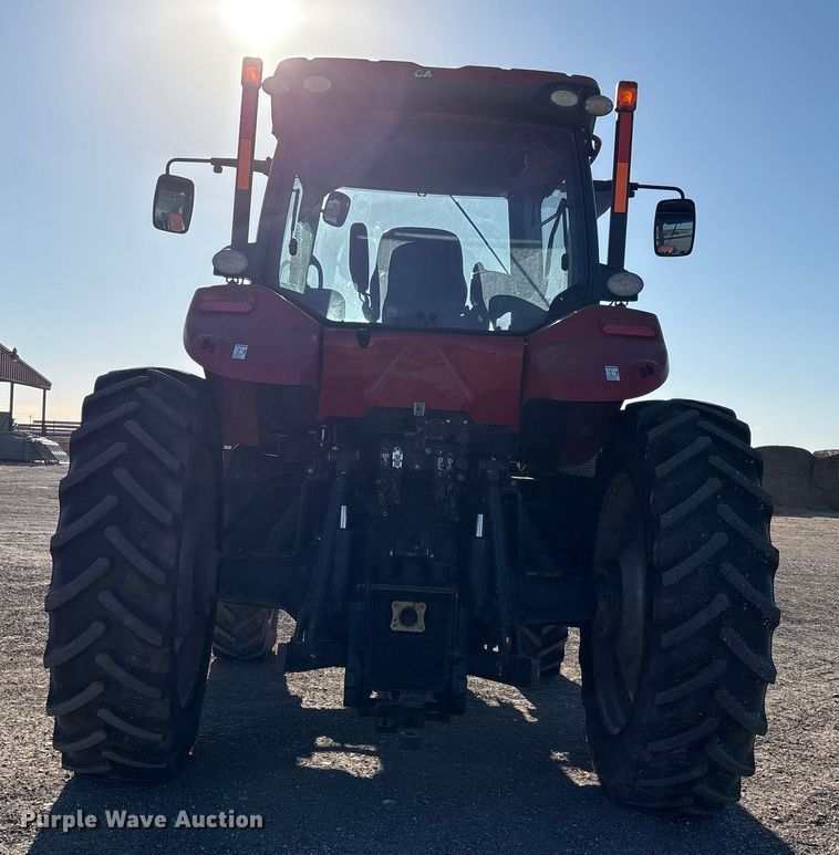 image for item EF6263 2015 Case IH Magnum 220 MFWD tractor