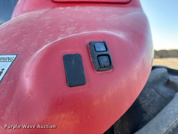 image for item EF6263 2015 Case IH Magnum 220 MFWD tractor