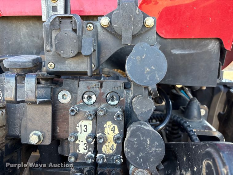 image for item EF6263 2015 Case IH Magnum 220 MFWD tractor