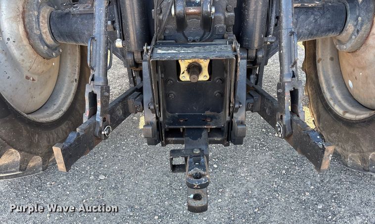 image for item EF6263 2015 Case IH Magnum 220 MFWD tractor