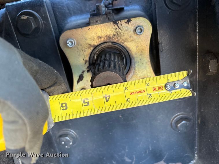 image for item EF6263 2015 Case IH Magnum 220 MFWD tractor