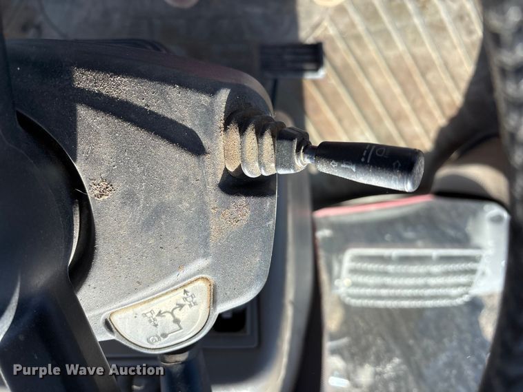 image for item EF6263 2015 Case IH Magnum 220 MFWD tractor