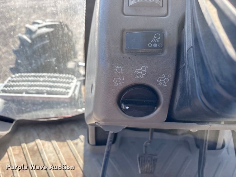 image for item EF6263 2015 Case IH Magnum 220 MFWD tractor