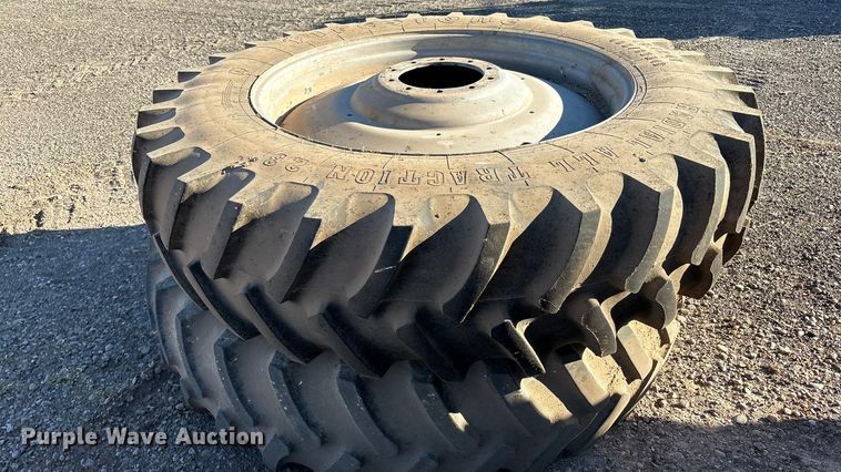 image for item EF6263 2015 Case IH Magnum 220 MFWD tractor