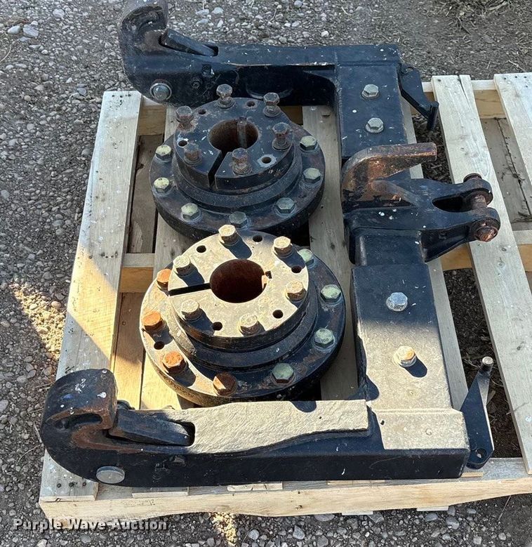 image for item EF6263 2015 Case IH Magnum 220 MFWD tractor