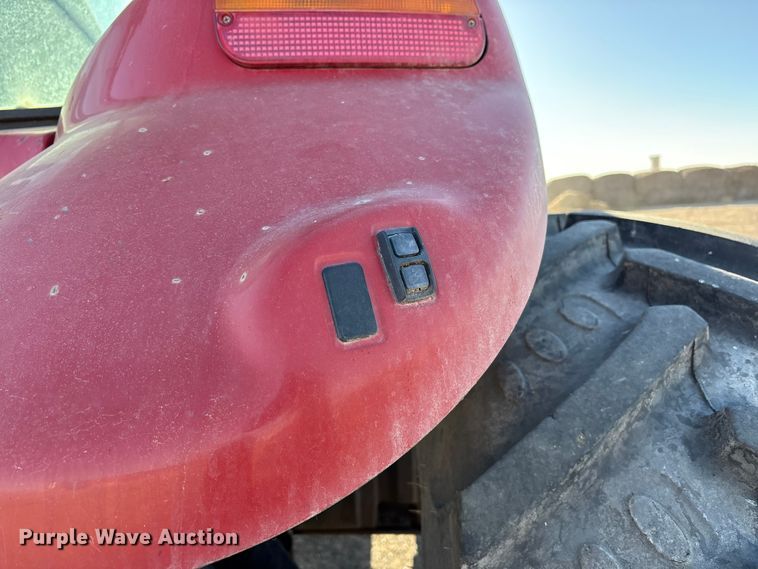 image for item EF6264 2015 Case Magnum 220 MFWD tractor