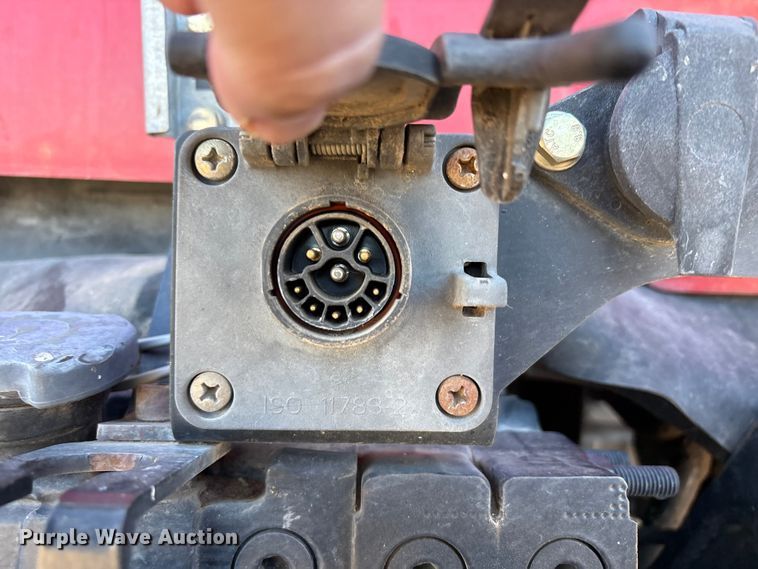 image for item EF6264 2015 Case Magnum 220 MFWD tractor