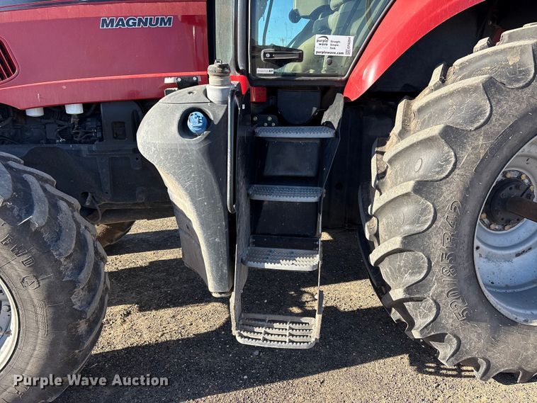 image for item EF6264 2015 Case Magnum 220 MFWD tractor