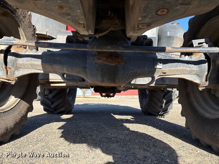 image for item EF6264 2015 Case Magnum 220 MFWD tractor