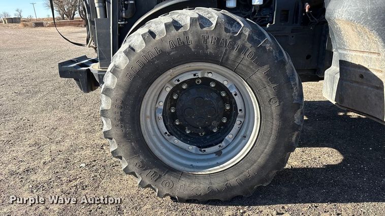 image for item EF6264 2015 Case Magnum 220 MFWD tractor