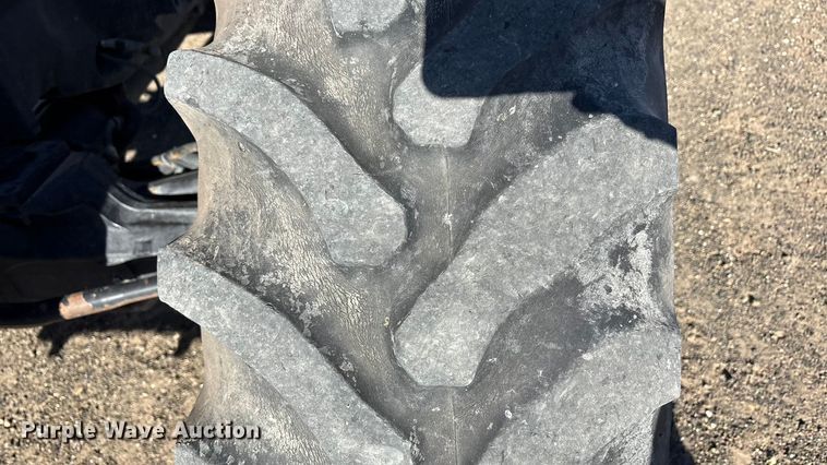 image for item EF6264 2015 Case Magnum 220 MFWD tractor