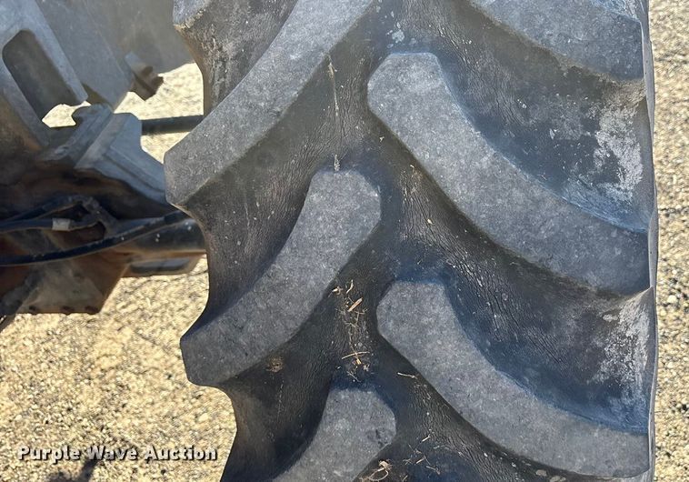 image for item EF6264 2015 Case Magnum 220 MFWD tractor