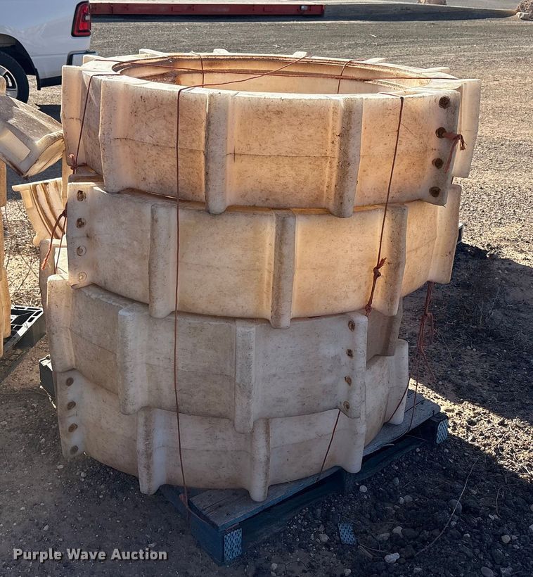 image for item EF6265 Plastic tires