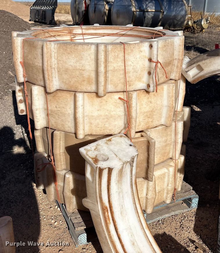 image for item EF6265 Plastic tires