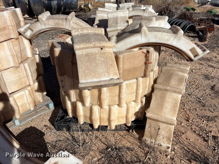 image for item EF6265 Plastic tires