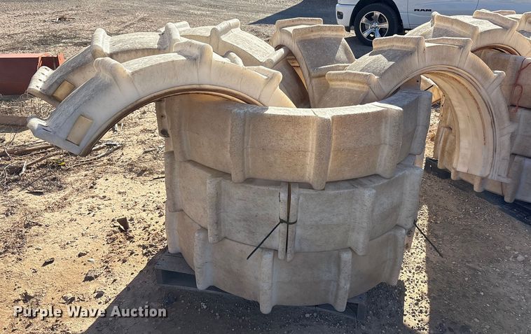 image for item EF6265 Plastic tires