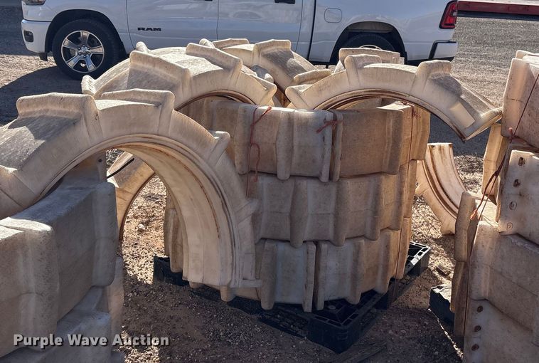 image for item EF6265 Plastic tires