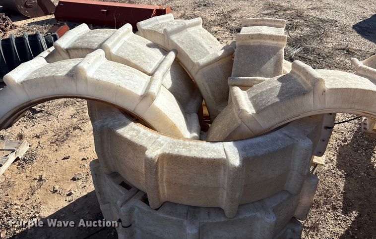 image for item EF6265 Plastic tires