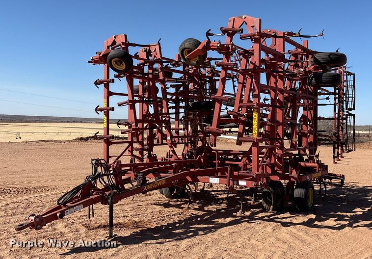 image for item EF6267 Sunflower 5053-46 field cultivator