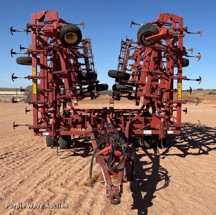 image for item EF6267 Sunflower 5053-46 field cultivator