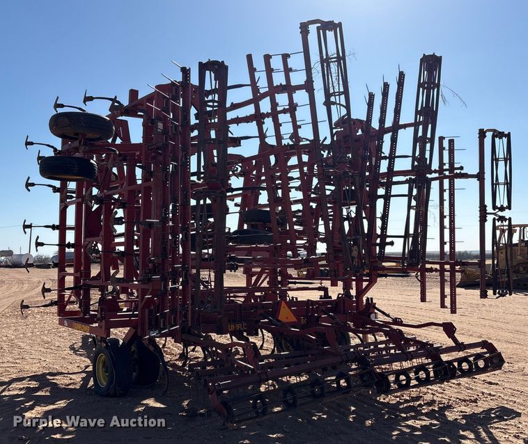 image for item EF6267 Sunflower 5053-46 field cultivator