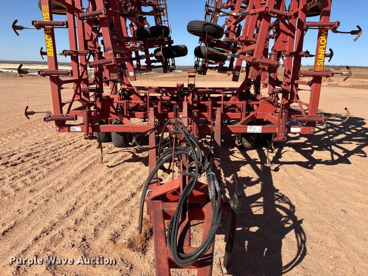 image for item EF6267 Sunflower 5053-46 field cultivator