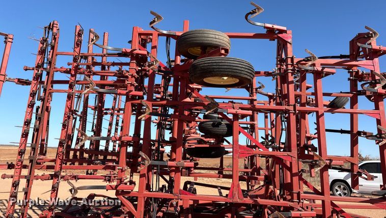 image for item EF6267 Sunflower 5053-46 field cultivator