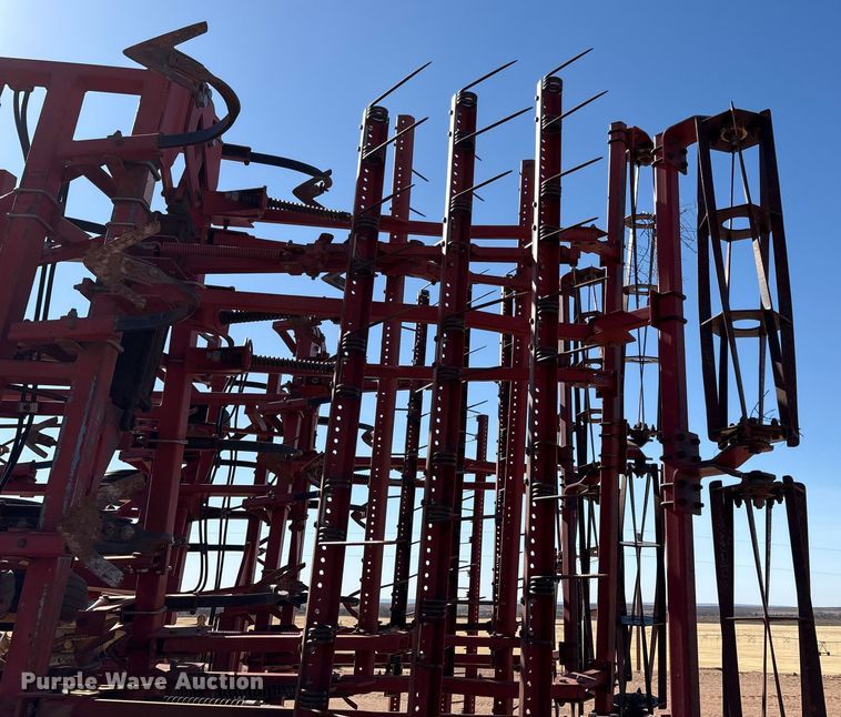 image for item EF6267 Sunflower 5053-46 field cultivator