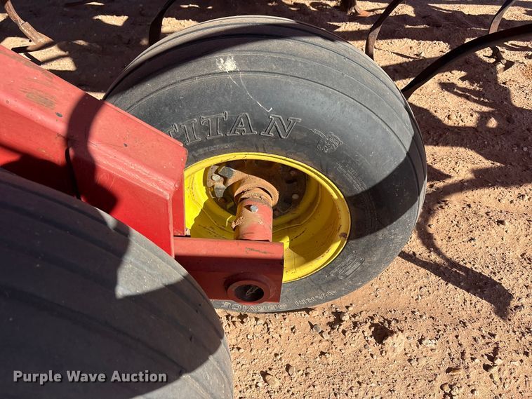 image for item EF6267 Sunflower 5053-46 field cultivator