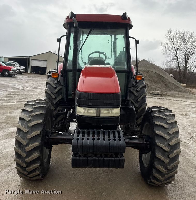 image for item EN0779 2010 Case IH Farmall 95 MFWD tractor
