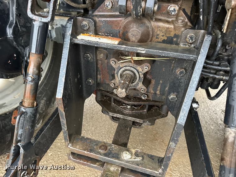 image for item EN0779 2010 Case IH Farmall 95 MFWD tractor