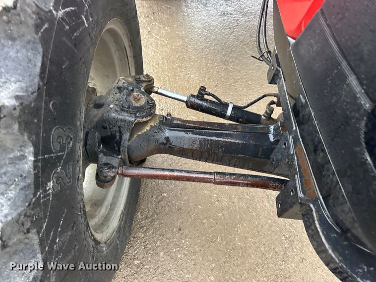 image for item EN0779 2010 Case IH Farmall 95 MFWD tractor