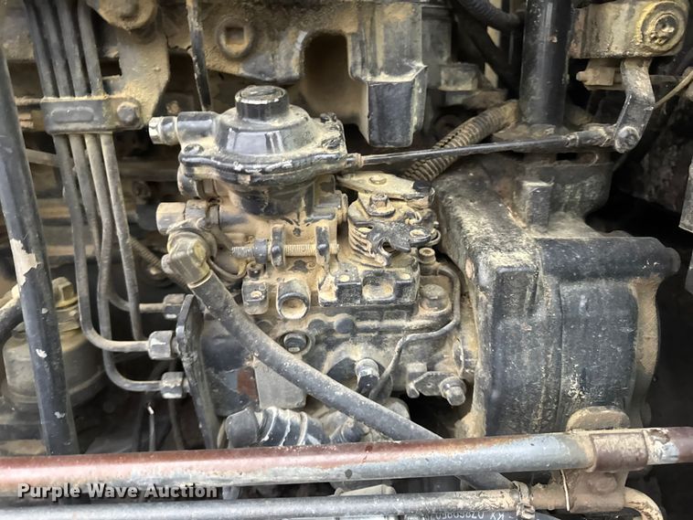 image for item EN0779 2010 Case IH Farmall 95 MFWD tractor