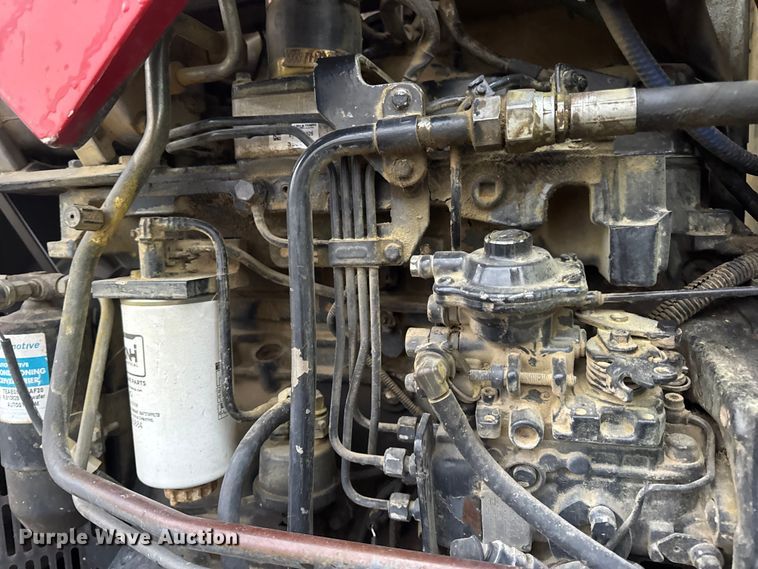 image for item EN0779 2010 Case IH Farmall 95 MFWD tractor