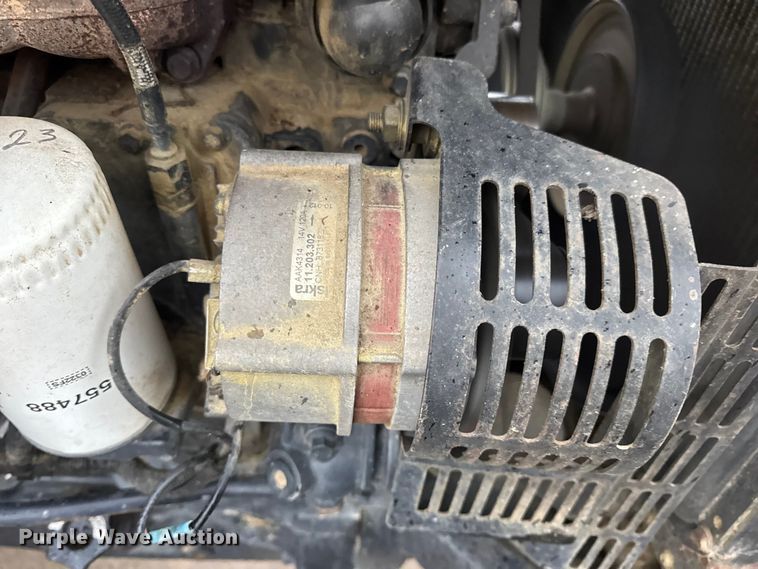 image for item EN0779 2010 Case IH Farmall 95 MFWD tractor