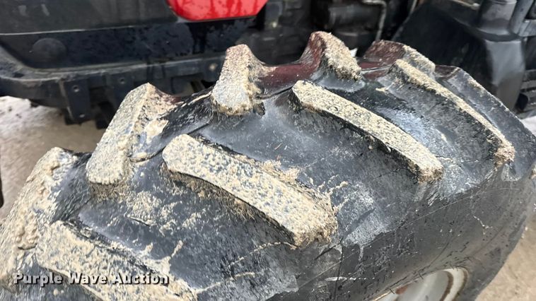 image for item EN0779 2010 Case IH Farmall 95 MFWD tractor