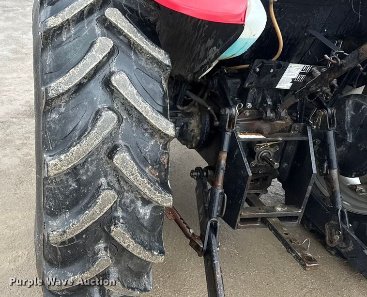 image for item EN0779 2010 Case IH Farmall 95 MFWD tractor