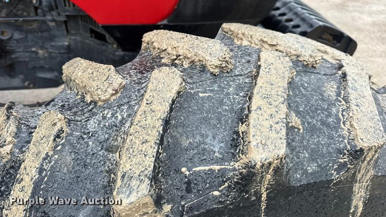 image for item EN0779 2010 Case IH Farmall 95 MFWD tractor