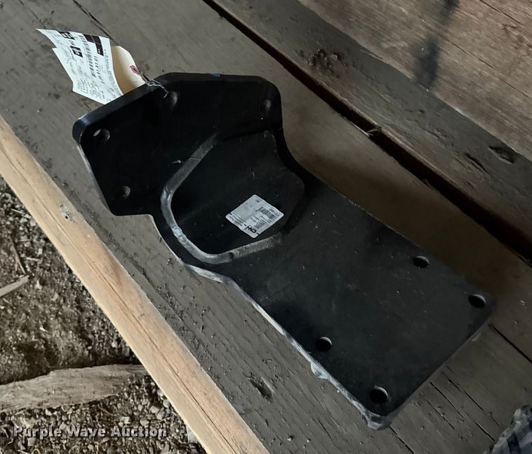 image for item EN0779 2010 Case IH Farmall 95 MFWD tractor