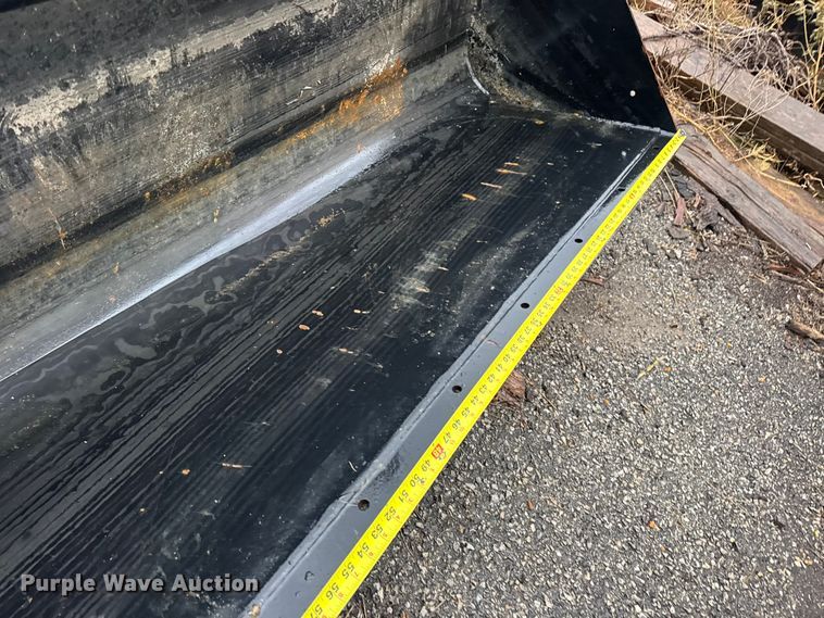 image for item EN0780 Case IH L630 Tractor Loader